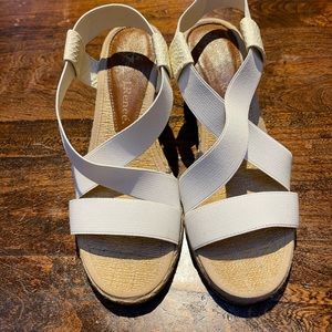 J Renee wedge sandals size 7